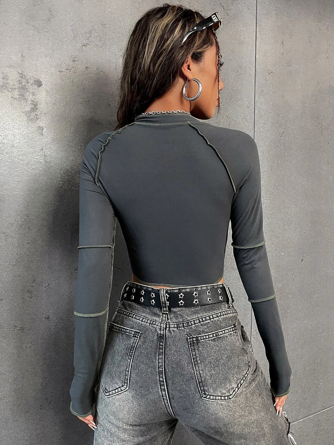 Flirla Top-Stitching Raglan Sleeve Zipper Crop Tee Fall Cloth for Women